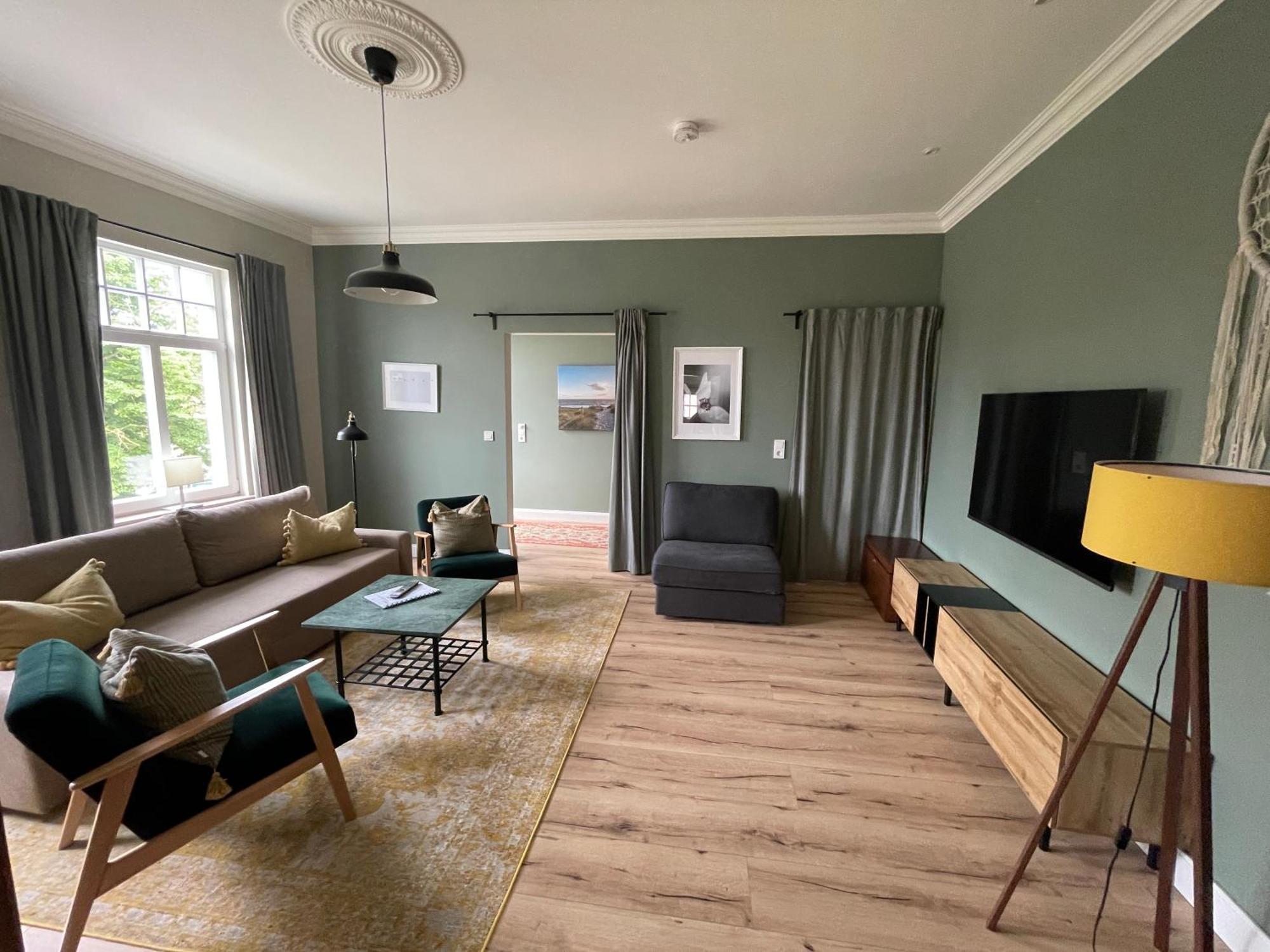 Luxus Lindenhof Apartments -Ferienwohnungen In Friesland An Der Nordsee Am Naturschutzgebiet Urwald Neuenburg  Exteriér fotografie